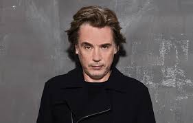 Jeanmichel jarre is a french composer, performer, music producer and designer. Interview Jean Michel Jarre