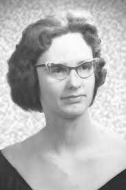 Patricia Mazzi's Instagram, Twitter & Facebook