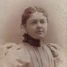 Brooklyn Doughty's Instagram, Twitter & Facebook