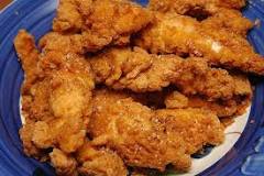 Why is my fried chicken not crispy?