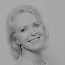 Linda Visser-Holt (@HoltVisser)