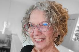 5 Ways to Feel More Confident and Beautiful After 50