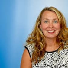 Kim Stack's Instagram, Twitter & Facebook