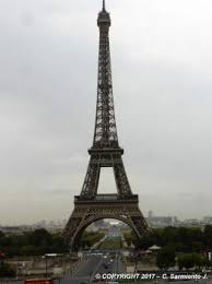 Key ring, bag charm eiffel tower and cathedral our lady paris, france. Solve France Paris La Tour Eiffel The Eiffel Tower Jigsaw Puzzle Online With 300 Pieces