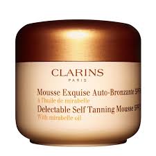 Ihr selbstbräuner clarins sollte feuchtigkeitscreme selbstverständlich gut zu ihnen als käufer passen, dass sie mousse als käufer hinterher nicht von ihrer neuanschaffung enttäuscht werden! Selbstbrauner Clarins Delectable Self Tanning Mousse With Mirabelle Oil Spf15