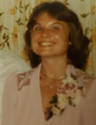 Sandra Leslie's Instagram, Twitter & Facebook