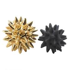 Find just the ornaments a great christmas tree needs, from festive and classy tree toppers to garlands, ribbons and tree skirts. Home Storico Gold And Black Spike Sculptures Overstock 32390685