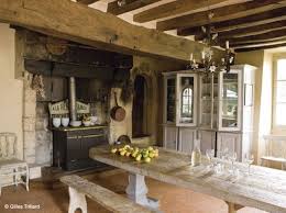 Cuisine Campagne Decouvrez Toutes Nos Inspirations Elle Decoration Cuisine Manoir Cuisine Campagne Cuisines De Campagne Francaise