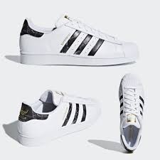 Desain Inovatif dan Ikonik