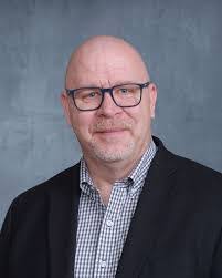 David Kiff's Instagram, Twitter & Facebook