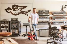 Inside The L A Studio Where Music S Biggest Names Record Architectural Digest