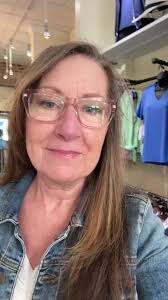 Ooh La La Boutique was live.