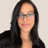 Ariana Collier's Instagram, Twitter & Facebook