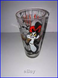 Rare Pepe Le Pew Penelope Warner Bros 1976 Pepsi Glass