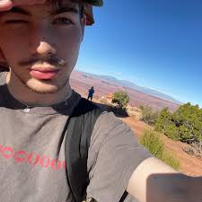 𝐤𝐚𝐫𝐥 𝐝𝐢𝐱𝐨𝐧 🎞️ (@kar1dix0n) • Instagram photos and videos