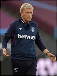 The ball caroms off the post and in, leaving fabianski, at full stretch. West Ham 3 2 Chelsea Yarmolenko Scores 90th Minute Winner As Hammers Beat Chelsea Football Sport Express Co Uk