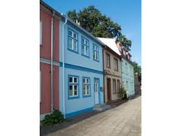 Weiterhin ist das restaurant haus am see hafenkneipe in neubrandenburg über die grenzen von neubrandenburg hinweg für seine ausgsprochen köstliche deutsche küche bekannt. Ferienhaus Historisches Haus In Der Innenstadt Von Neubrandenburg Neubrandenburg Firma Ferienwohnungen Reisshauer Frau Tina Hartzsch