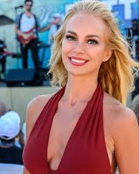 Caroline Campbell Official...