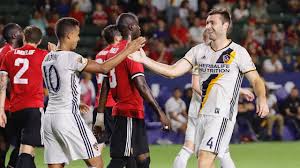 Goal Giovani Dos Santos Gets His Second Goal Against Manchester United Youtube
