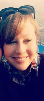 What stylists in Lakeland can help with hair donation and what is the  minimum length required?