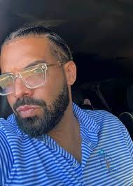 My Top 10 Best Greatest Rappers of all time 1. Tupac 2. Eminem 3. Lil Wayne  4. Jadakiss 5. Will Smith 6. Fabulous 7. Cassidy 8. DMX 9. Jay Electra 10.  Kanye West