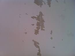 Sans cela, la peinture va s'y engouffrer et mettre en valeur tous les défauts de la surface. Comment Cacher Un Defaut Sur Un Mur Decore La Vie