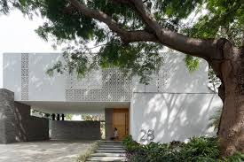 La casa blanca eligió nombres como gerard butler (300), que también fue uno de los productores; Casa La Blanca Di Frenna Arquitectos Archdaily