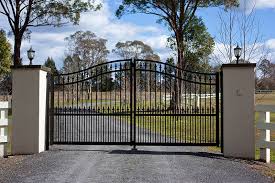 Each fence panel is produced by an automatic electrofusion process. Driveway Gate Ideas Ultimate Guide Designing Idea