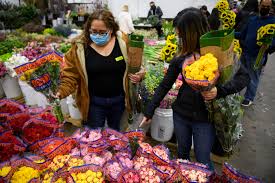 Gourmet foods & gift baskets; 1 800 Flowers Can Meet Demand For Flowers This Mother S Day Ceo Says