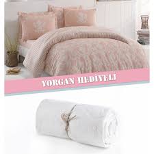 Kristal by taç kapitoneli nevresim takımı tek kişilik 4 mevsim pike yorgan konulabilir mnotti mavi. Eponj Home Yorgan Hediyeli Nevresim Seti Cift Kisilik Pure Pudra Tekzen