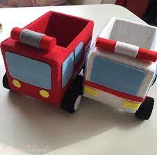 牛乳パックで車の作り方 子供 手作り プレゼント 手作りおもちゃ ガチャガチャ 手作り