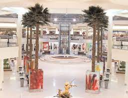 The Gardens Mall Palm Beach Gardens Fl Royal Palm Trees Palm Beach Gardens Garden Mall Palm Beach