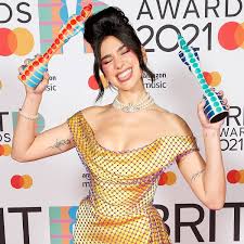 Olivia rodrigo, arlo parks, and the weeknd at 2021 brit awards. Vleiwbbv4ktbdm