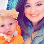 Brandi Loggins's Instagram, Twitter & Facebook