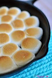 Jun 15, 2021 · instructions in a large microwave safe bowl, add condensed milk and chocolate chips. Ultimate S Mores Dip The Original Fivehearthome