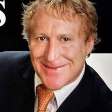 William Gee's Instagram, Twitter & Facebook