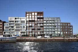 Breedtegraad (latitude) en lengtegraad (longitude) coördinaten van zwijndrecht nederland plus handige informatie zoals het adres, de hoogte en foto's gemaakt in de buurt. Nieuwbouw Euryza 24 Appartementen En Drie Penthouses Rozenburg In Zwijndrecht Opgeleverd Nieuwbouwwijzer Nl