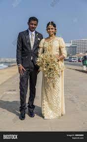 Amila photography special wedding photography offers 2020 / 2021 we are offering 20% off our wedding packages to couples who book their wedding with us for more details call 0718915035 ( whatsapp ) *packages valid till 30th dec 2021. Wedding Couple Image Photo Free Trial Bigstock