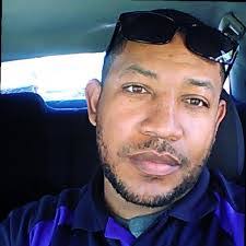 Eric Limburg's Instagram, Twitter & Facebook