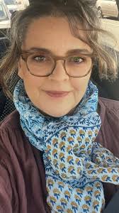 Jenny Wheat's Instagram, Twitter & Facebook