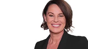 Mary Gearin's Instagram, Twitter & Facebook