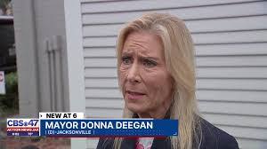 Donna Deegan's Instagram, Twitter & Facebook