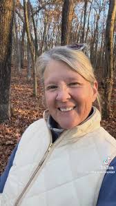 Sara Singleton (@saradinks_) • Instagram photos and videos