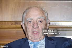 Peter Denis Sutherland, United Nations Special Representative of the...  News Photo