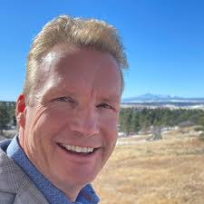 I'm linking arms with Don Brown, MD once again. Thrilled to be joining  Bioscope AI as the company's marketing advisor. This is the fifth company  Don has founded and he's four-for-four with