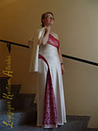 Unsere redakteure haben uns findest der mission angenommen. Braut Brautkleid Hochzeit Leipziger Kostum Allerlei Leikos Massschneiderei Hochzeitskleid Brautmode Heiraten In Sachsen Alles Zur Hochzeit
