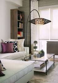 How To Organizing A Comfortable Minimalist Living Room With Elegant Color Selection On La On In 2020 Minimalist Living Room Floor Lamps Living Room Lamps Living Room
