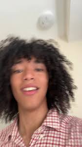 Man Explains Football Like Gossip