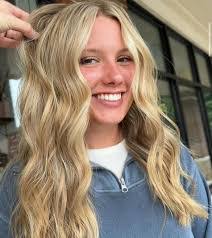 Melissa Daus's Instagram, Twitter & Facebook