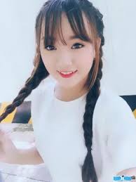 Hot girl Nguyen Nhan profile: Age/ Email/ Phone and Zodiac sign